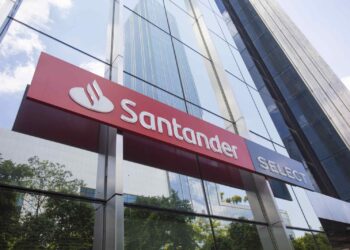 Santander contrata assessores de investimento em Brasília