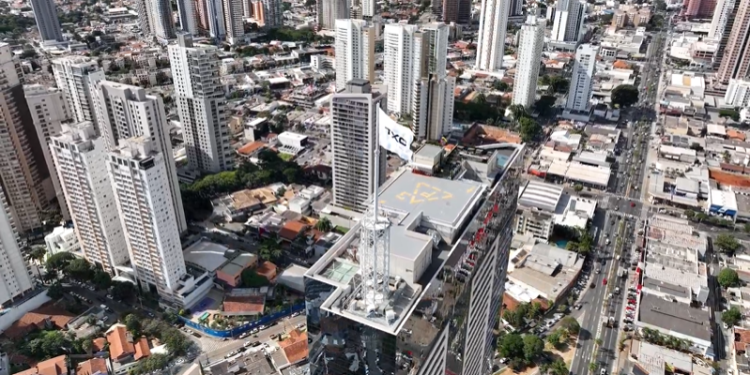 TXC celebra seus 10 anos com ação no ponto mais alto de Goiânia