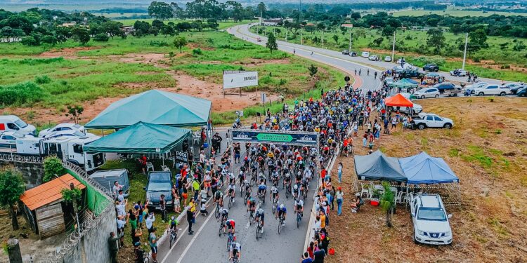 Clássica de Inverno reúne ciclistas em Senador Canedo