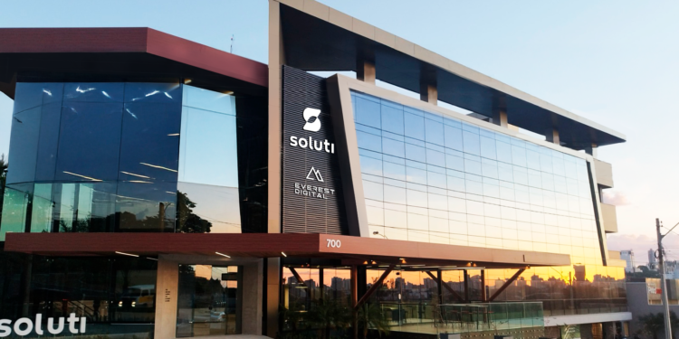 Com crédito mais barato, Goiás desponta no setor tecnológico