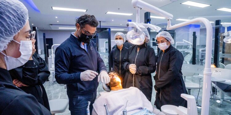 Instituto Rildo Lasmar apresenta nova fase, focada em formação para dentistas