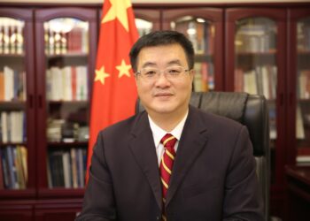 Embaixador da China participa da Ficomex