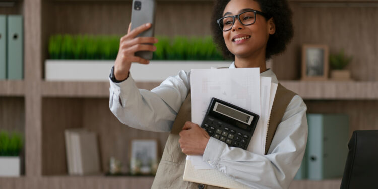 Geração Z é a que mais cresce em negociações de dívidas