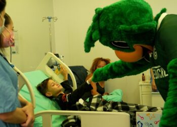 Goiás Esporte Clube realiza ação em hospital