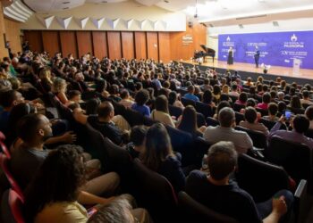 Nova Acrópole celebra o Dia Mundial da Filosofia em Goiânia