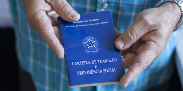 Cuiabá: Sine disponibiliza 967 vagas de emprego