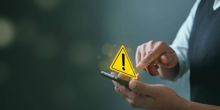 Golpe: Falsas cobranças com nome e CPF do contribuinte