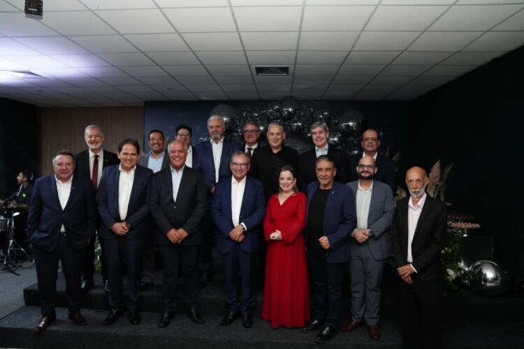 Central Sicoob Uni celebra 25 anos de trajetória