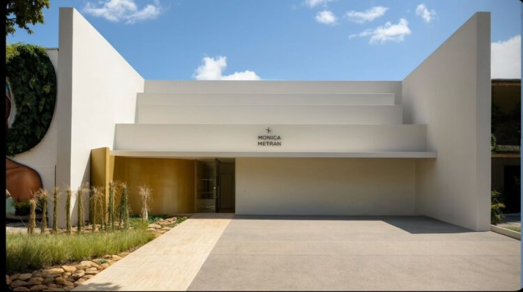 Mônica Metran inaugura nova loja no Setor Marista