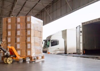 Empresa redefine logística inteligente no Brasil, com reduções nos custos logísticos