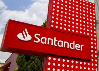 Santander abre vagas em Goiás com salário inicial de R$ 7,3 mil