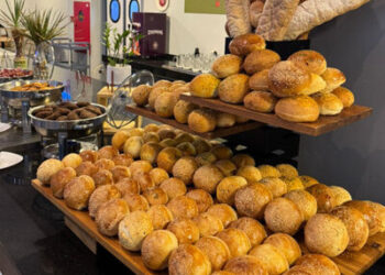 Ibis Styles realiza noite de hambúrgueres artesanais