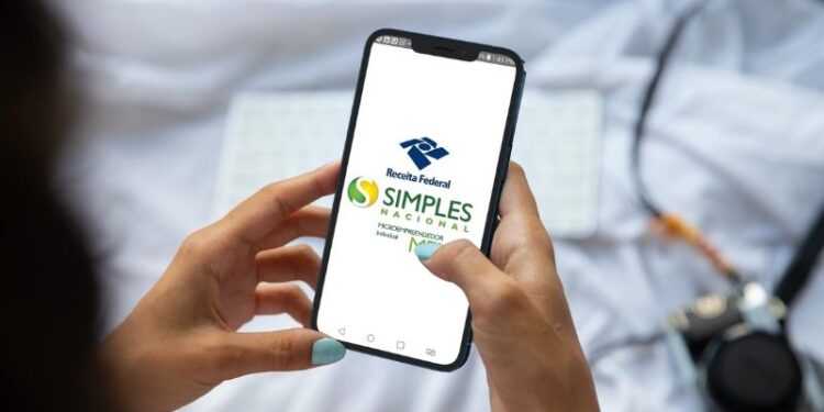 Simples Nacional: MEIs excluídos têm até 31 de janeiro para regularizar pendências