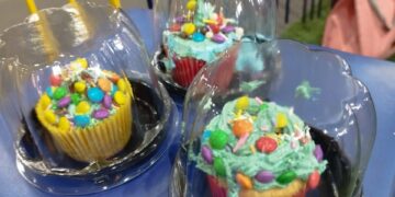 Oficina gratuita de cupcakes para crianças no Plaza D’Oro