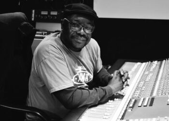 Mad Professor, referência da cena dub internacional, se apresenta em Goiânia neste domingo (11)