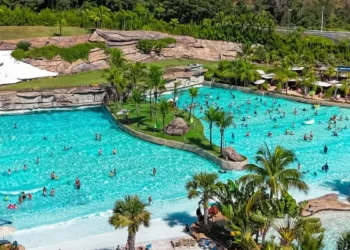 Hot Park e Rio Quente Resorts abrem vagas de emprego