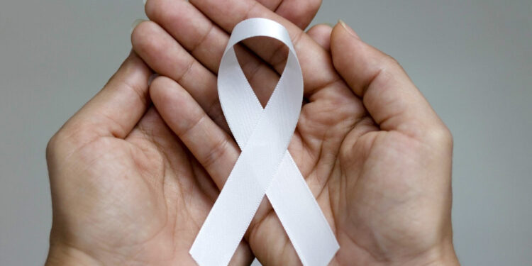 Janeiro Branco: Laboratório Teuto reforça ações pela saúde mental dos colaboradores