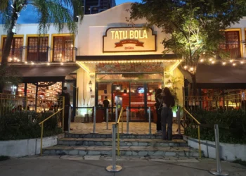 O Tatu Bola promove Carnavalzin no Setor Marista