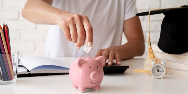 Sicoob UniCentro BR reforça ações de educação financeira no ensino superior