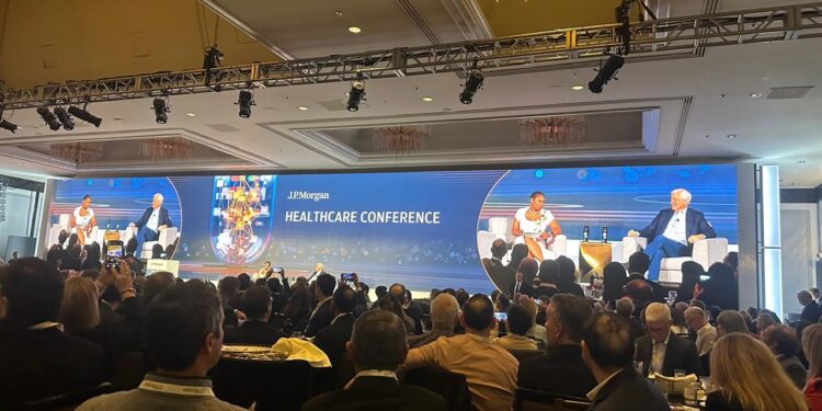 Laboratório Teuto marca presença em conferência do setor de saúde