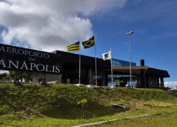 TCE-GO realiza visita técnica a obras do Aeroporto de Cargas de Anápolis