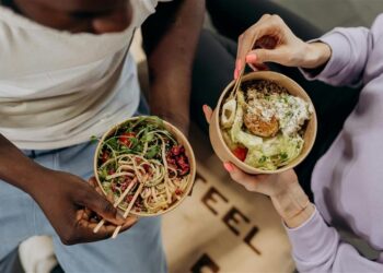 Tabelamento da taxa de entrega pode elitizar o delivery, alerta Abrasel