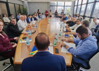 Fórum Empresarial de Anápolis apresenta plano para impulsionar comércio local