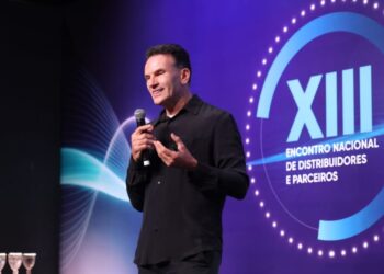 Teuto completa 79 anos como gigante farmacêutico da América Latina