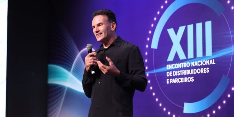 Teuto completa 79 anos como gigante farmacêutico da América Latina