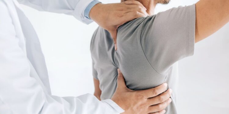 Corpo guarda memórias: microfisioterapia ajuda a identificar origem de dores e sintomas