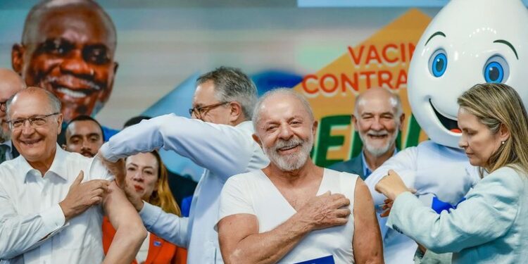 Presidente Lula lança em Anápolis (GO) Campanha Nacional de Vacinação contra a Influenza