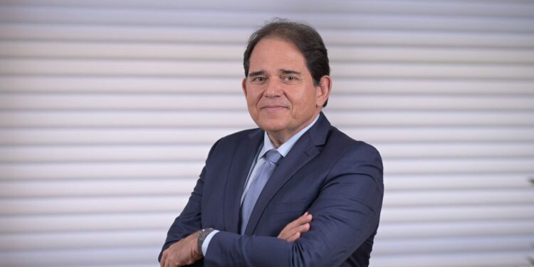 Governo de Goiás, Fecomércio-GO e Cetur lançam Guia Oficial do Turista para o MotoGP