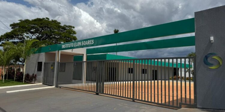 Qualificação: Instituto Elon Soares e Sitracom firmam parceria