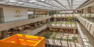 Natura lidera ranking de responsabilidade ESG no Brasil pelo 12º ano consecutivo