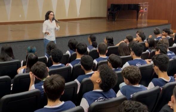 Sesc GO realiza palestra sobre diversidade e inclusão como ferramentas contra o bullying