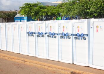 Mutirão em Anápolis oferece serviços gratuitos e sorteio de geladeiras