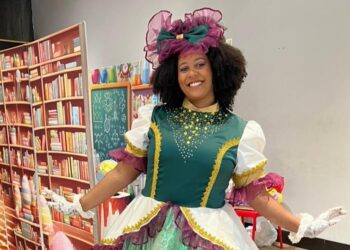 Sicoob UniCentro Br e Shopping Cerrado promovem contação de histórias para público infantil