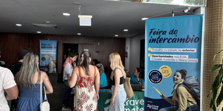 Feira em Goiânia reúne oportunidades de estudo e trabalho no exterior