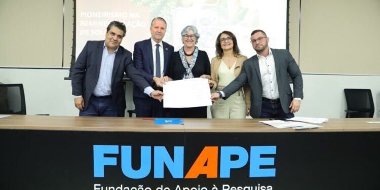 Com apoio da UFG, polo de agrominerais é inaugurado para reduzir dependência de fertilizantes importados