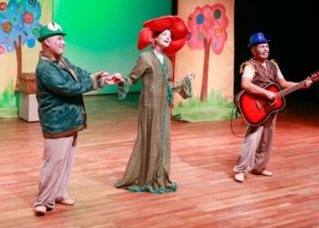 Apresentação teatral promove acessibilidade e inclusão para surdos