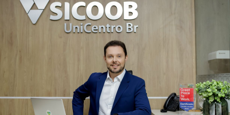 Sicoob UniCentro Br elege novo Conselho Fiscal