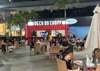 Plaza D’oro Shopping amplia mix gastronômico com chegada do Deck Chopp Brahma