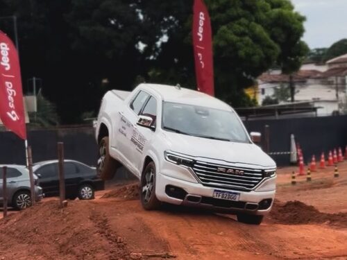 Test drive inova ao oferecer experiência off-road em Goiânia