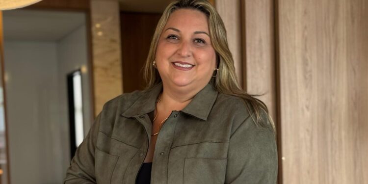 Roberta Tibery, da GSA Alimentos, participa de evento nacional sobre embalagens em Goiânia
