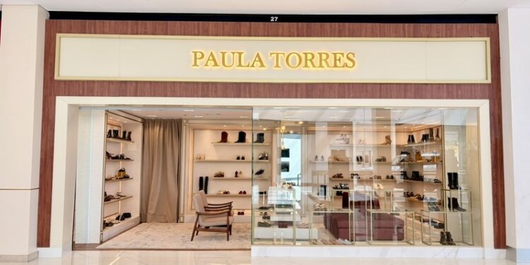 Paula Torres reinaugura loja em novo espaço no Iguatemi Brasília