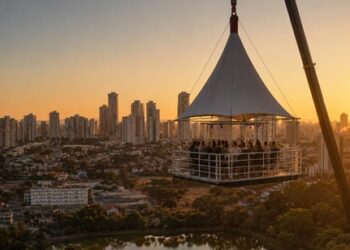 City promove experiência inédita de bar suspenso a 40 metros de altura