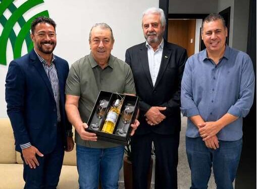 Sicredi e FAEG alinham ações para fortalecimento do agronegócio em Goiás