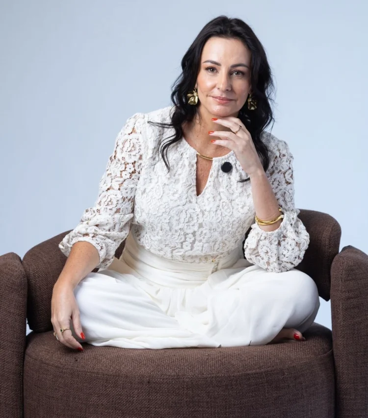 Liza Rossi traz a Goiânia encontro sobre Kabbalah