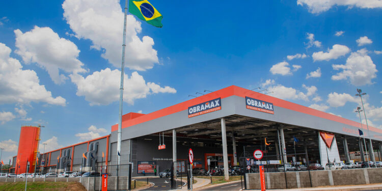 Obramax expande para o Centro-Oeste com investimento de R$ 450 milhões