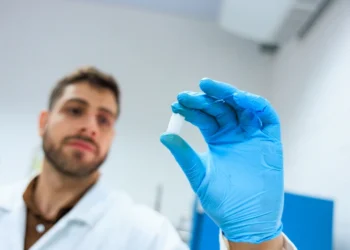 Pesquisa da Unicamp desenvolve material que pode reduzir custos de fabricação de medicamentos e vacinas